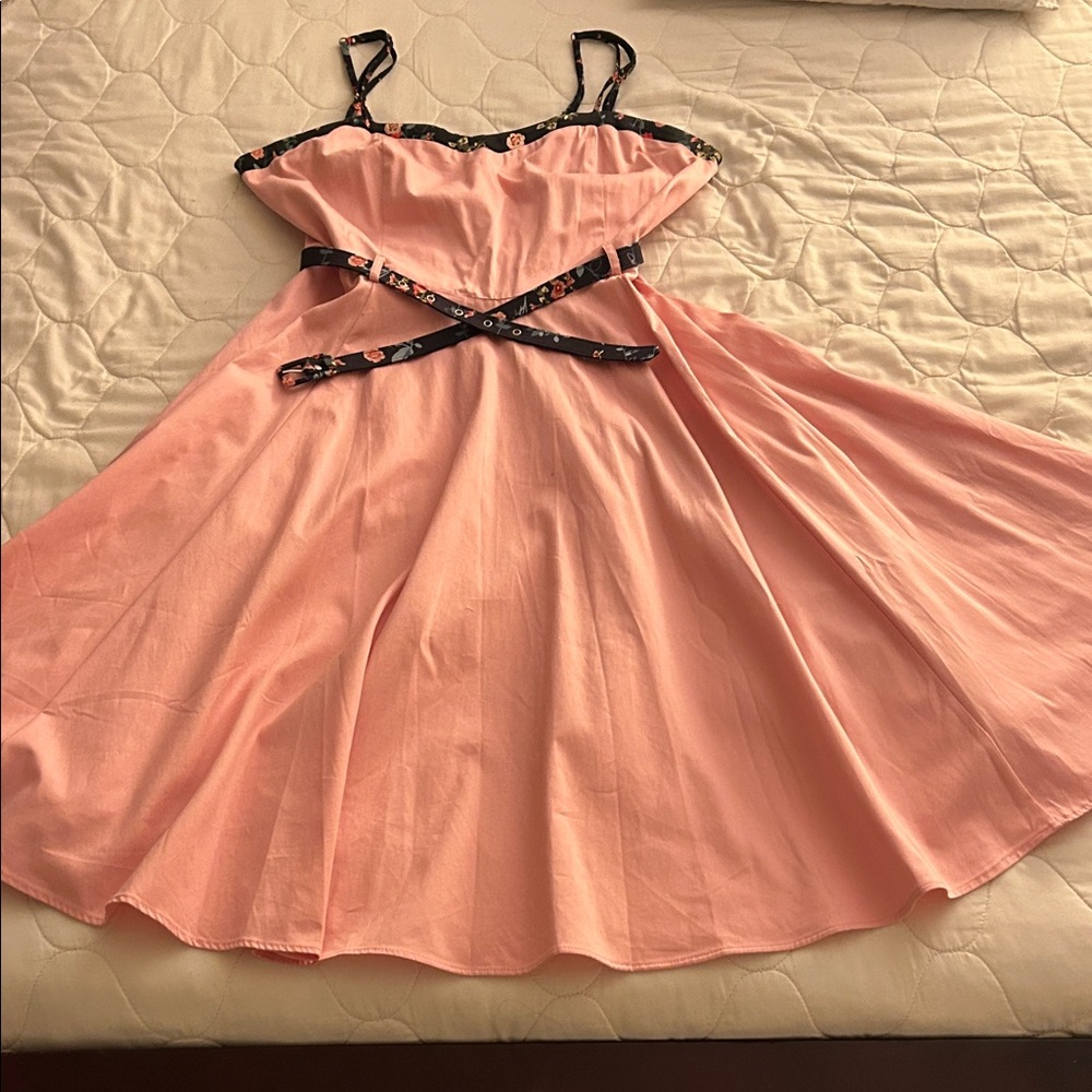 Elegant Pink Sleeveless Dress